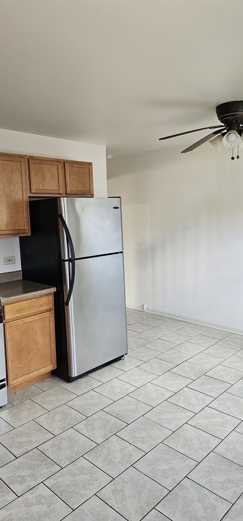 833 Village Quarter Road - Photo 6