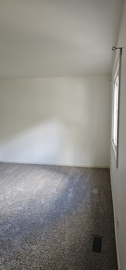 833 Village Quarter Road - Photo 2