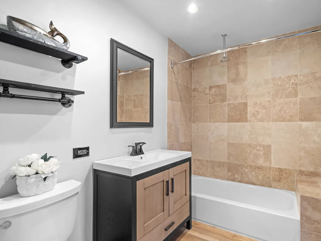 331 S Peoria Street - Photo 9