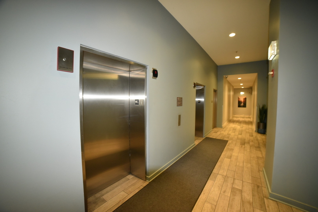 225 S Sangamon Street - Photo 12