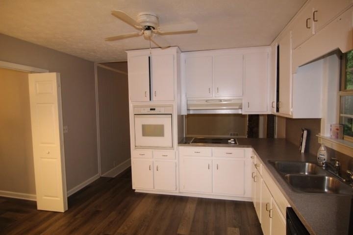 3765 Manor House Drive - Photo 7