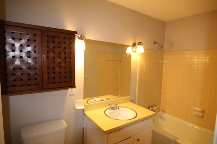 3765 Manor House Drive - Photo 14