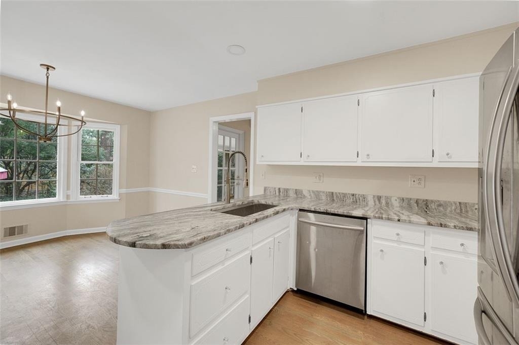 4517 E Kings Point Circle - Photo 8