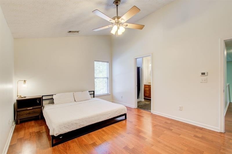 1204 Gates Circle Se - Photo 13