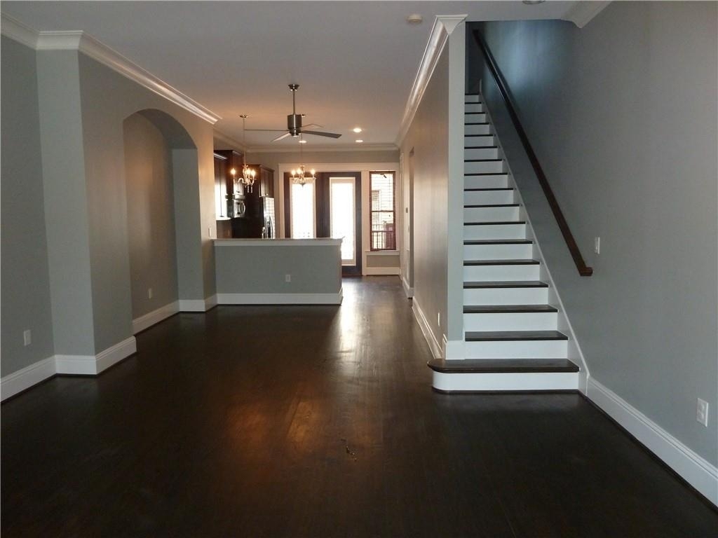 4727 Cypress - Photo 6