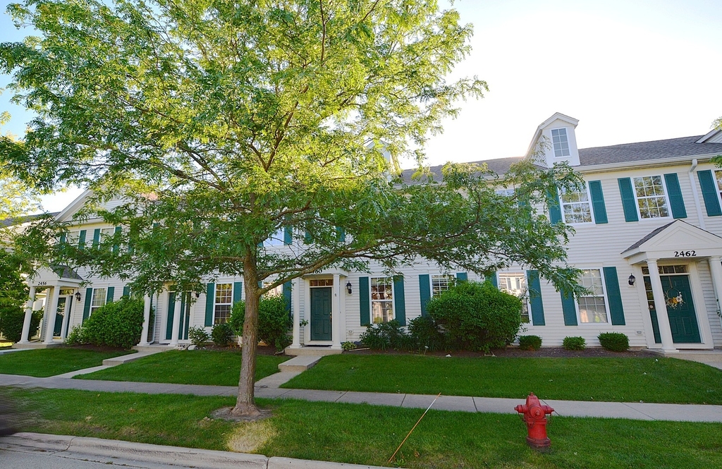 2460 Georgetown Circle - Photo 2