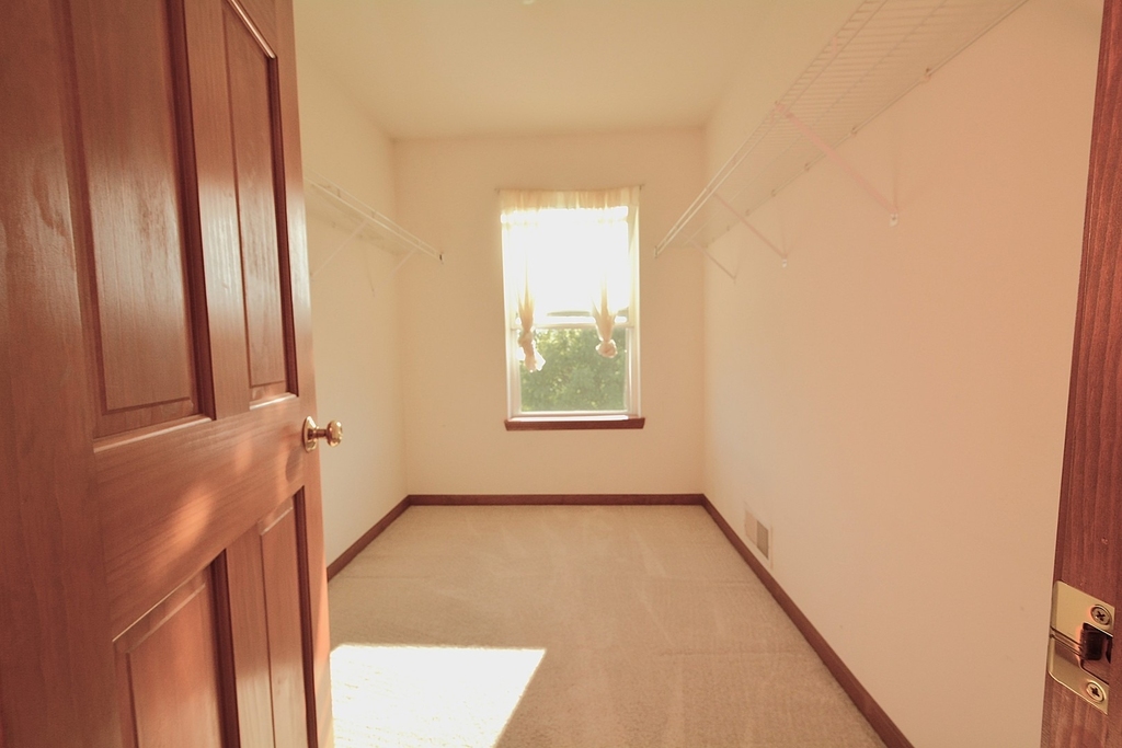 2460 Georgetown Circle - Photo 11