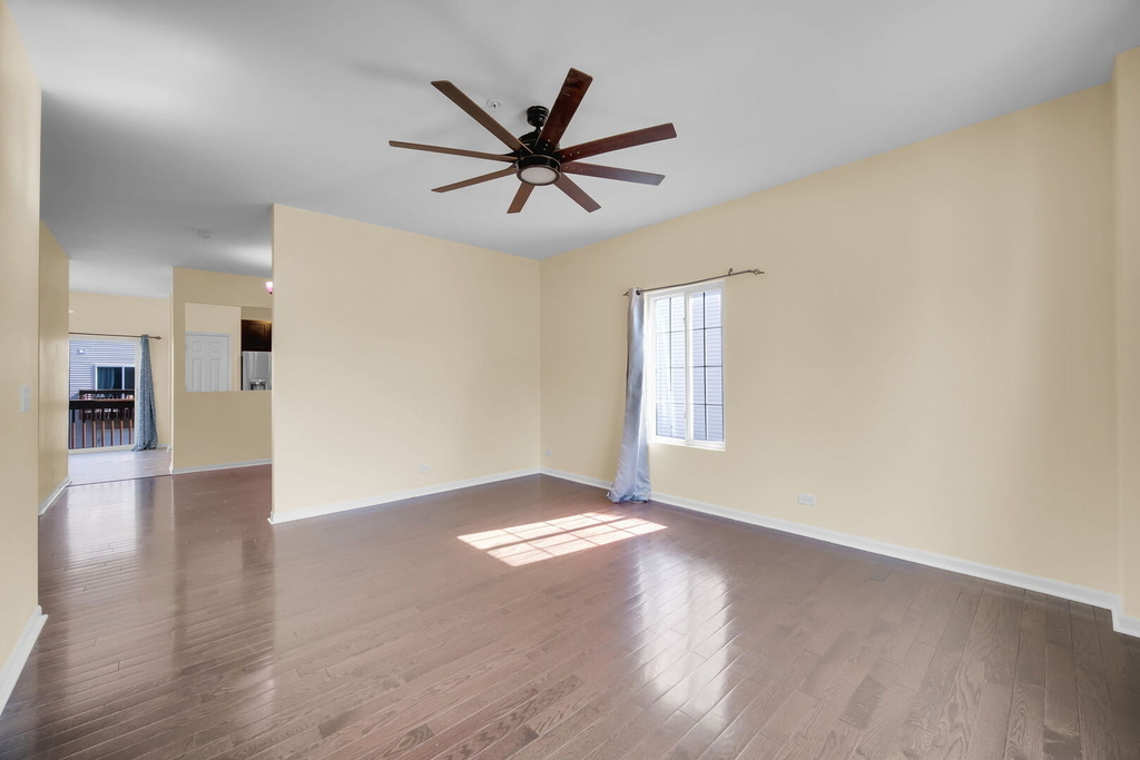 1476 Manning Avenue - Photo 4