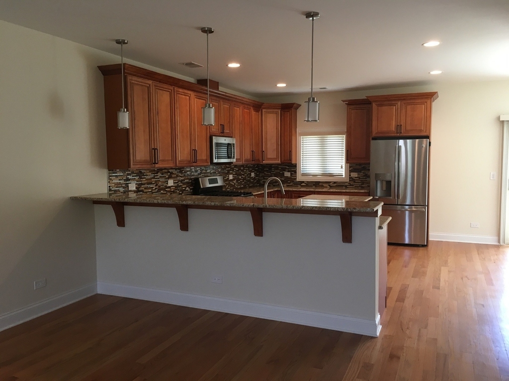 908 East Street - Photo 9