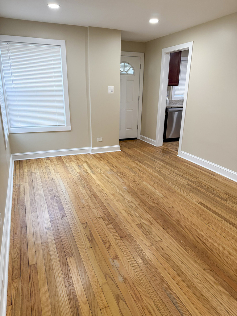 9427 Nerbonne Avenue - Photo 3