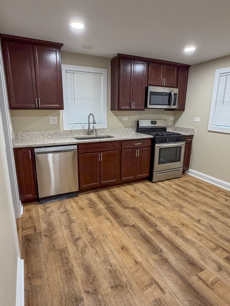 9427 Nerbonne Avenue - Photo 1