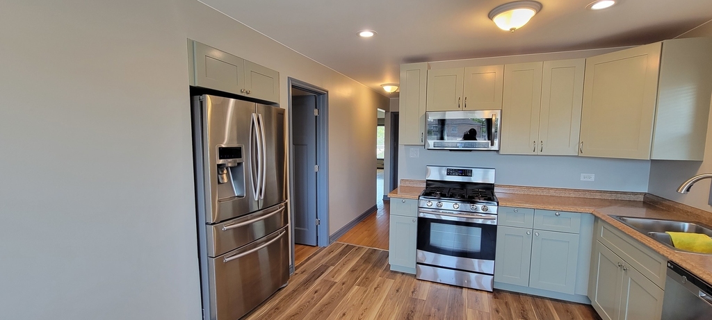 336 Crandon Avenue - Photo 11