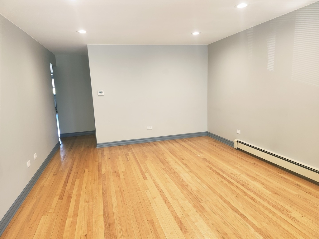 336 Crandon Avenue - Photo 3