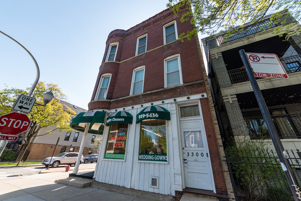 3300 N Racine Avenue - Photo 0