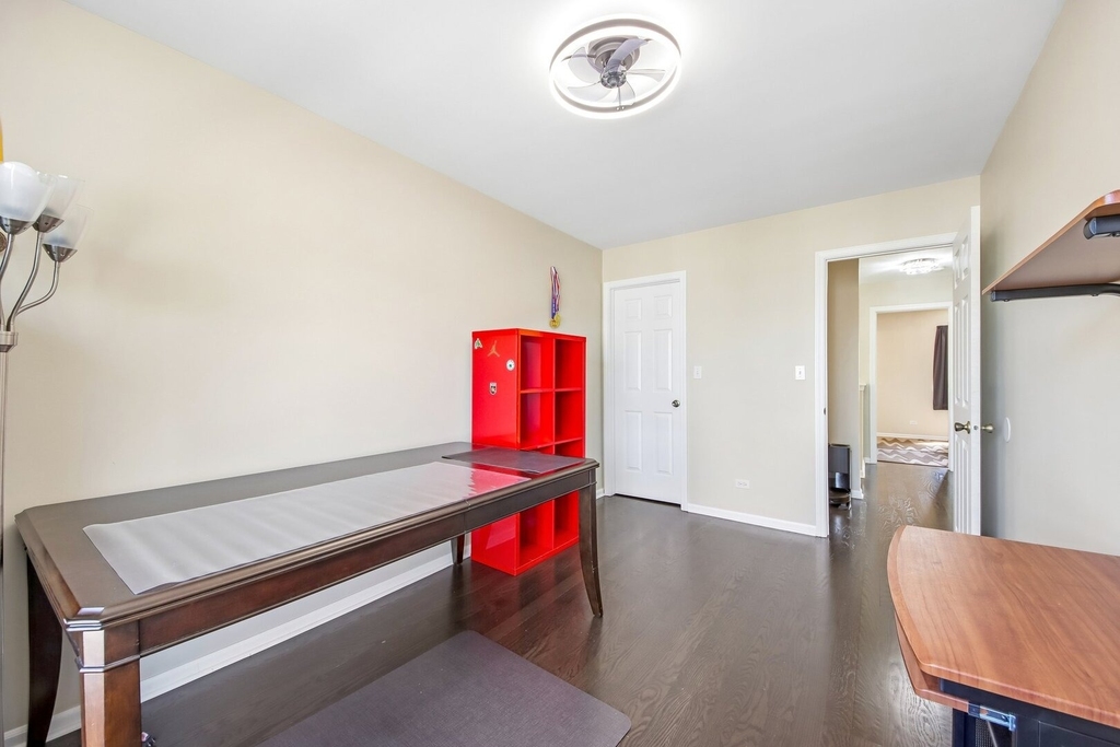 673 E Fountainview Drive - Photo 23