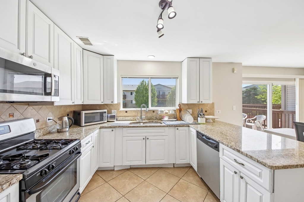 673 E Fountainview Drive - Photo 11