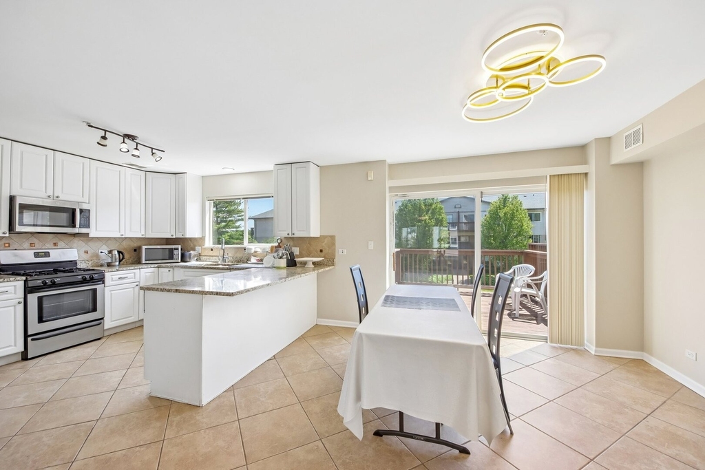 673 E Fountainview Drive - Photo 7