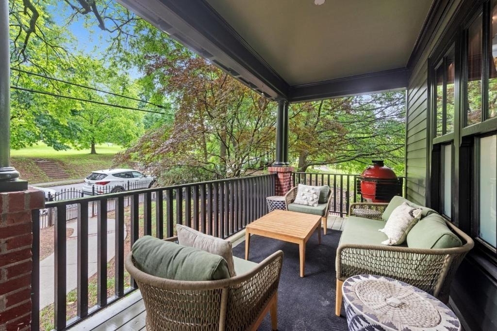349 N Highland Avenue N - Photo 80