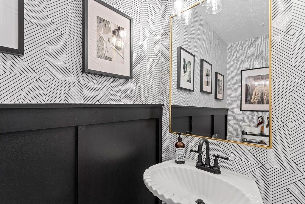 1327 Hollenbeck Lane - Photo 4