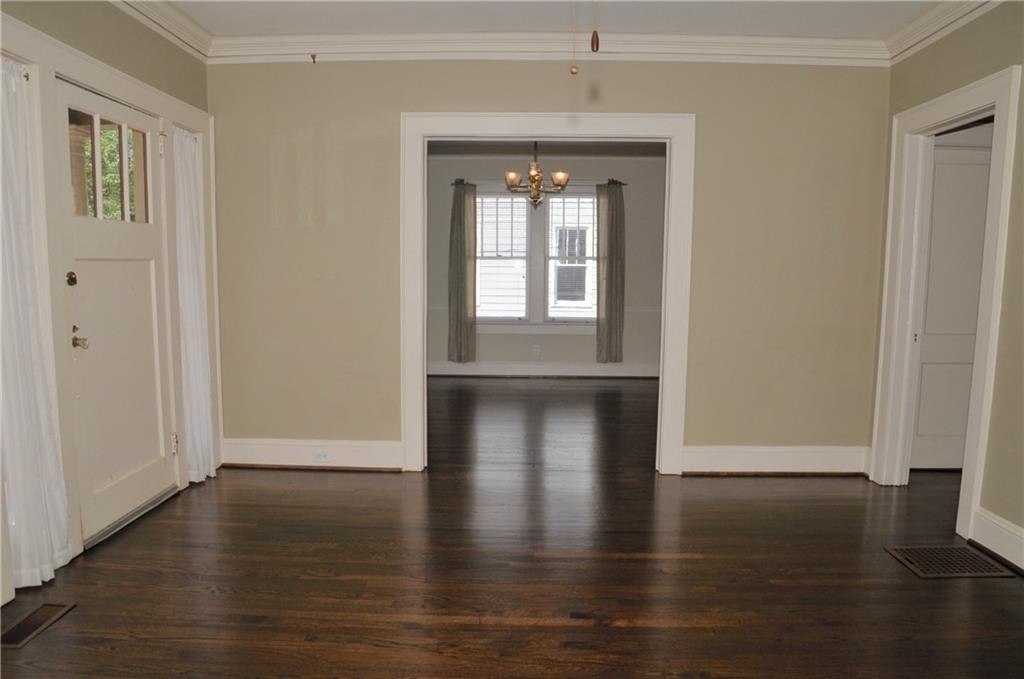 602 Sherwood Road Ne - Photo 3