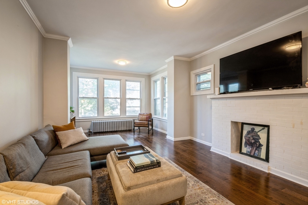 647 Asbury Avenue - Photo 2