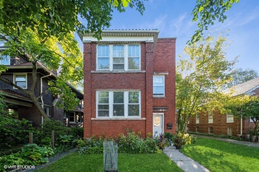 647 Asbury Avenue - Photo 0