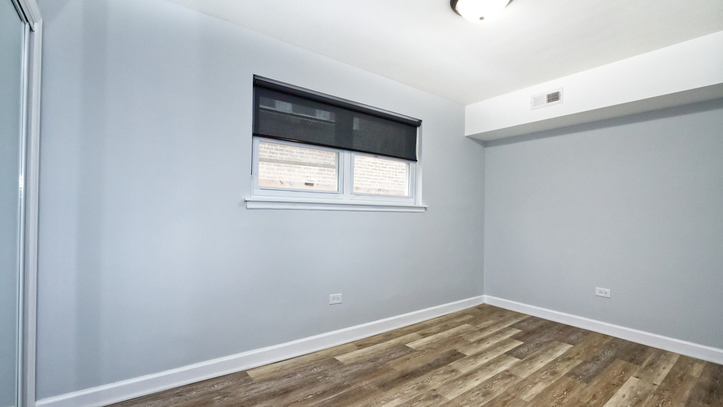 3746 W Leland Avenue - Photo 8