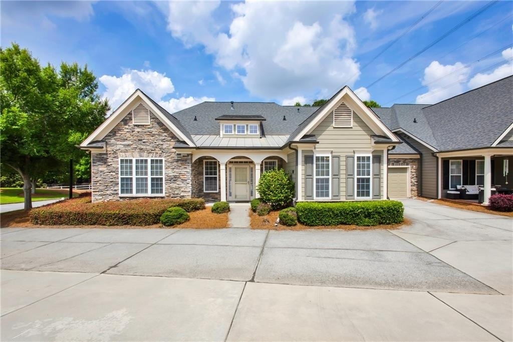 5358 Manor View Drive Nw - Photo 0