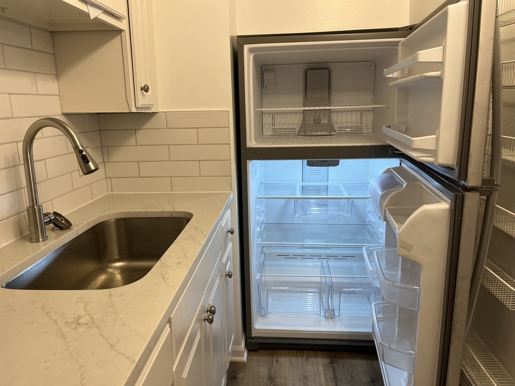 1750 N Marywood Avenue - Photo 2
