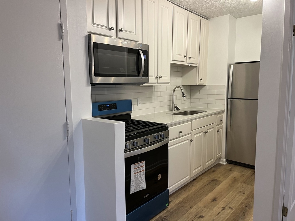 1750 N Marywood Avenue - Photo 1