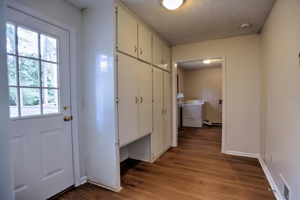 2940 Connie Street - Photo 11