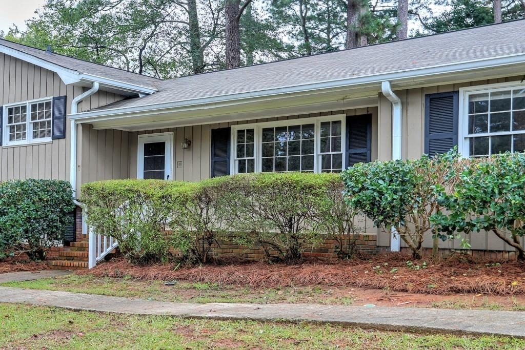 2940 Connie Street - Photo 1