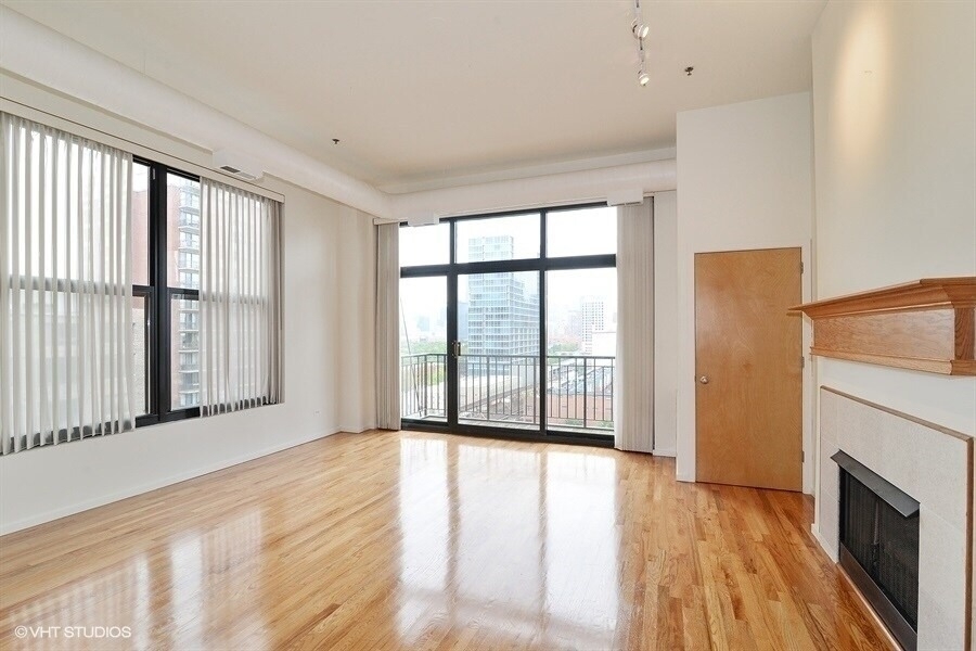 1516 S Wabash Avenue - Photo 1