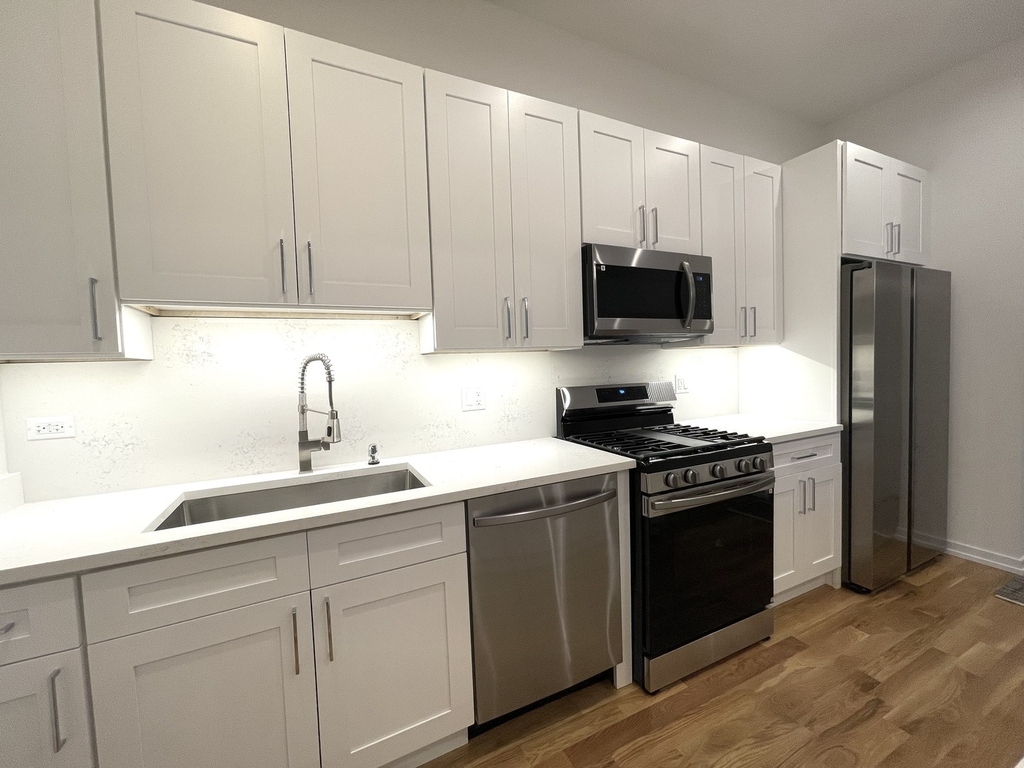 822 N Winchester Avenue - Photo 4