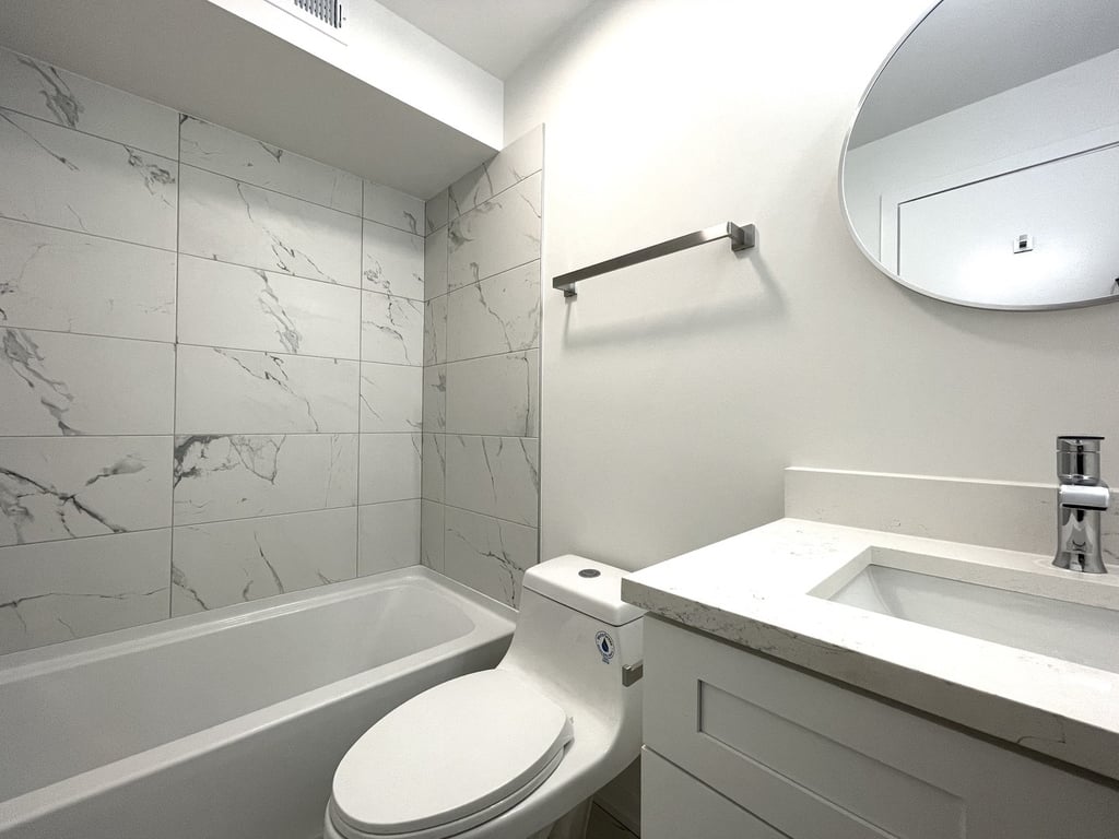 822 N Winchester Avenue - Photo 6