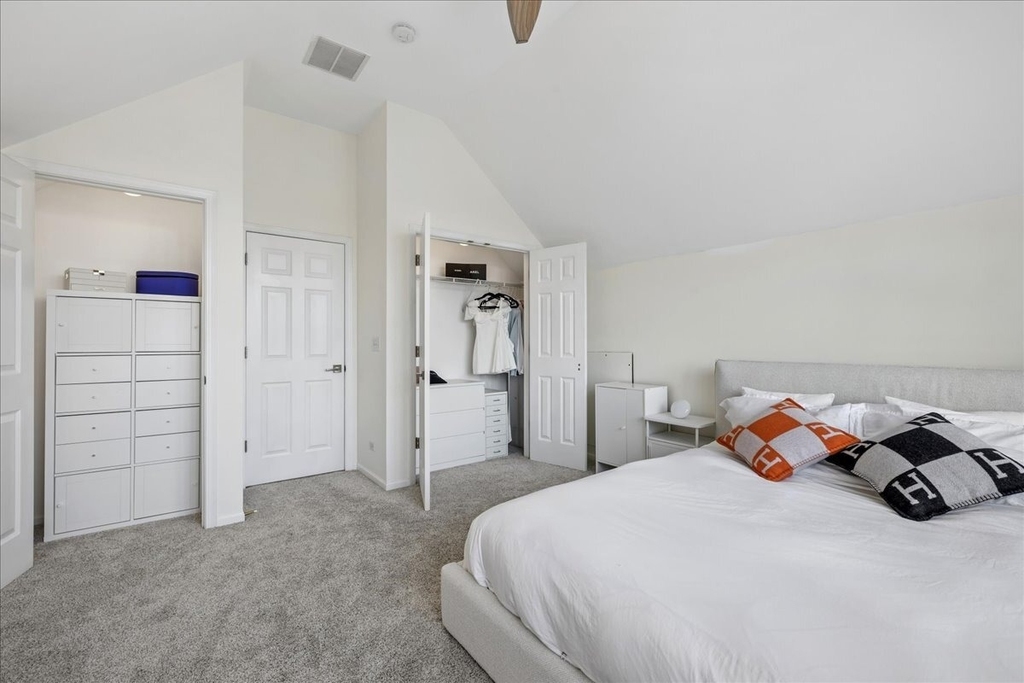 1863 Admiral Court - Photo 25