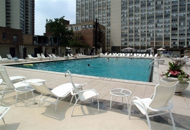 655 W Irving Park Road - Photo 14