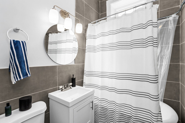 604 W Addison Avenue - Photo 8
