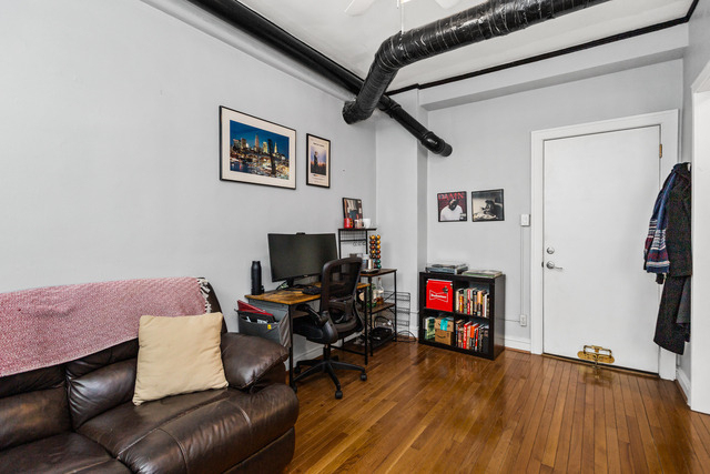 604 W Addison Avenue - Photo 2