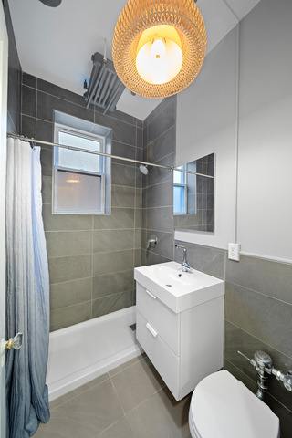 604 W Addison Street - Photo 8