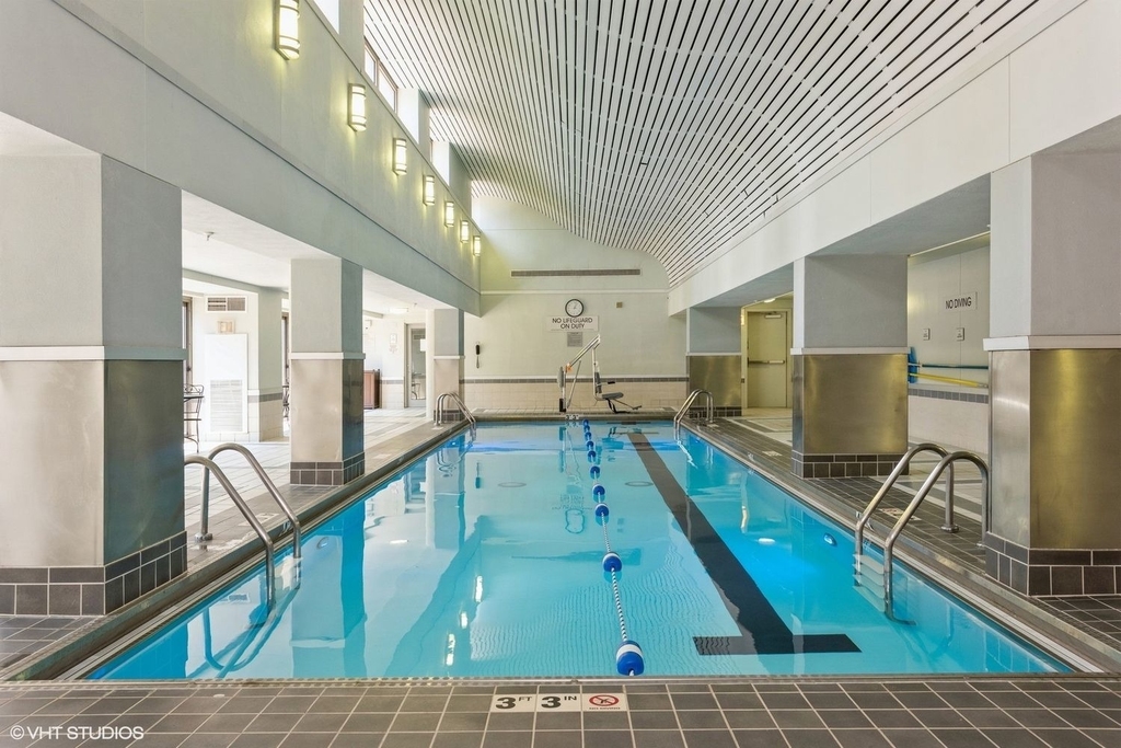 440 N Wabash Avenue - Photo 13