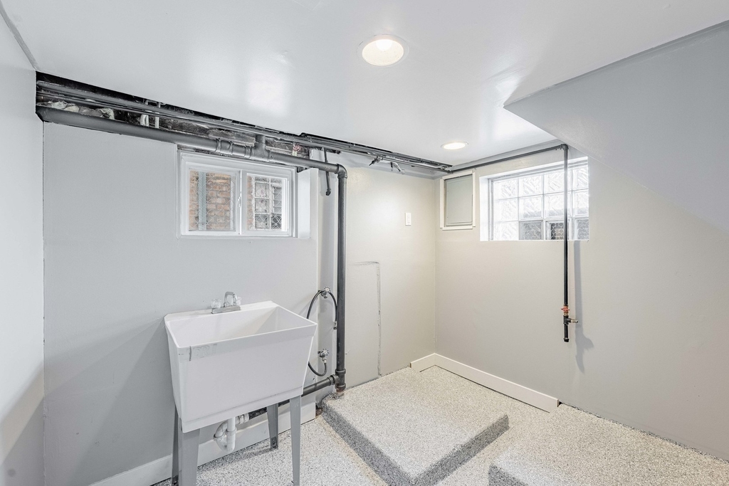 7614 W 63rd Place - Photo 13