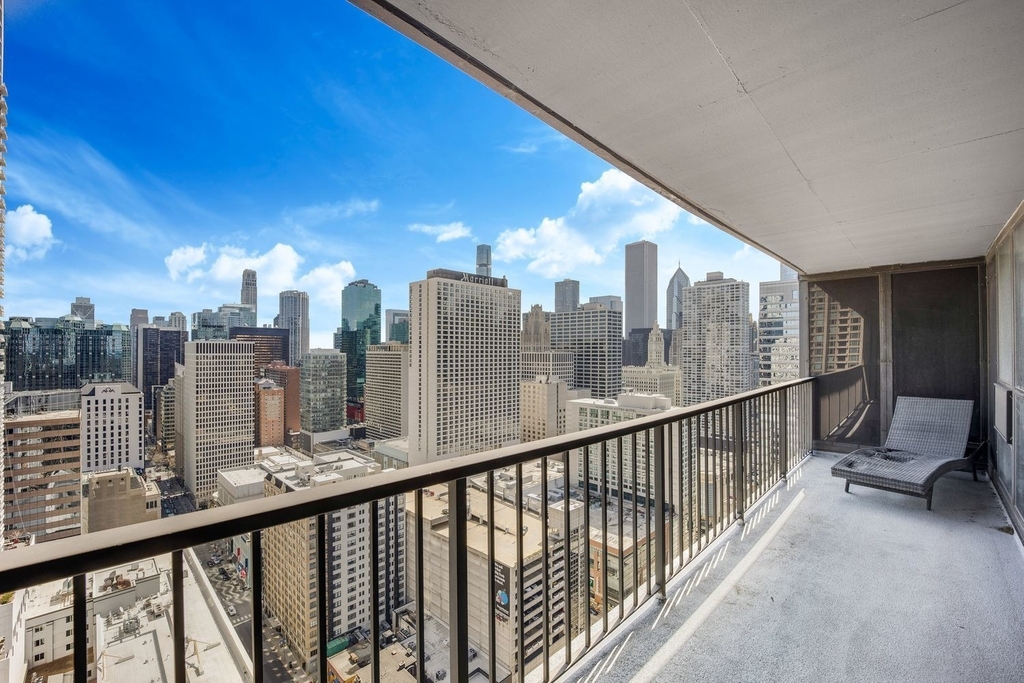 10 E Ontario Street - Photo 6