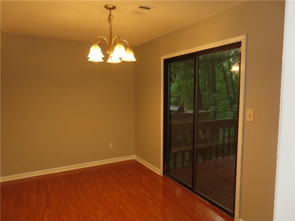 5581 Windwood Road - Photo 3