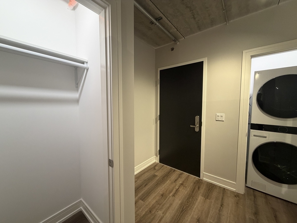952 W Carmen Avenue - Photo 10