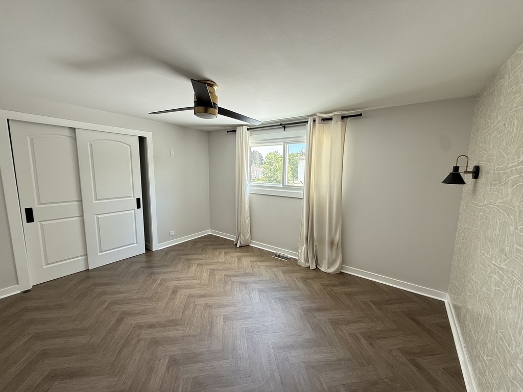 2305 N Williamsburg Street - Photo 9