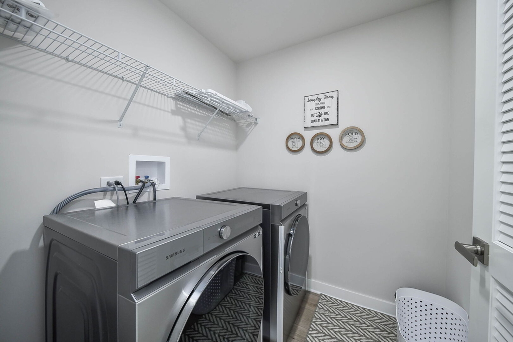 328 Carole Street - Photo 15