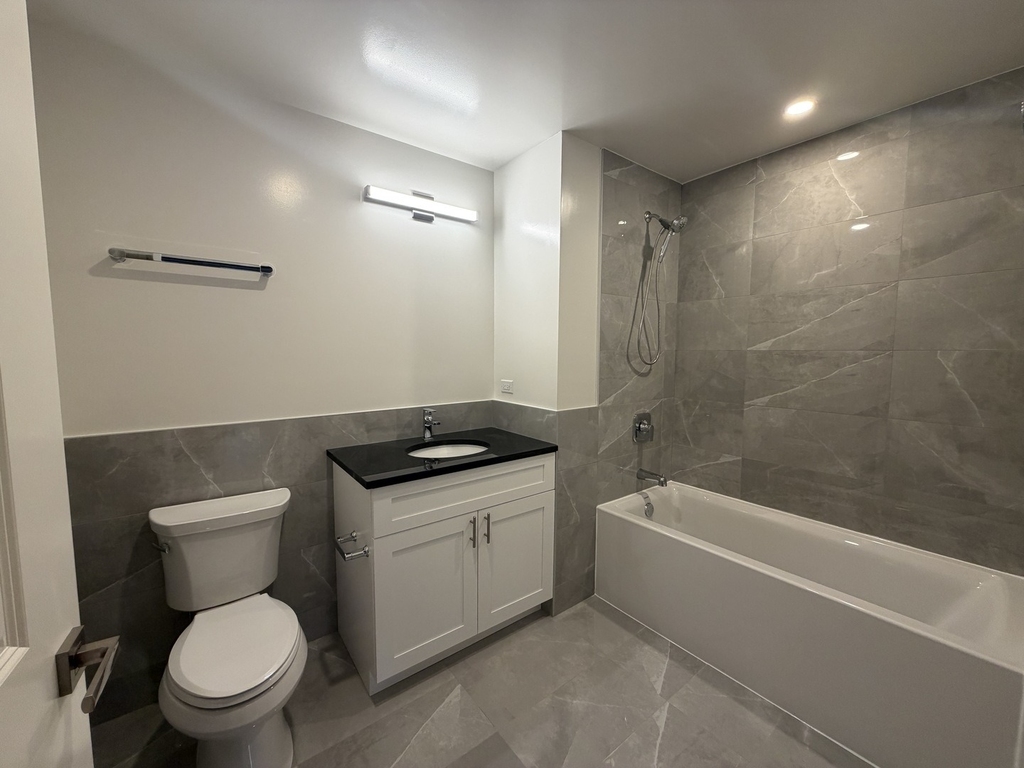 952 W Carmen Avenue - Photo 16