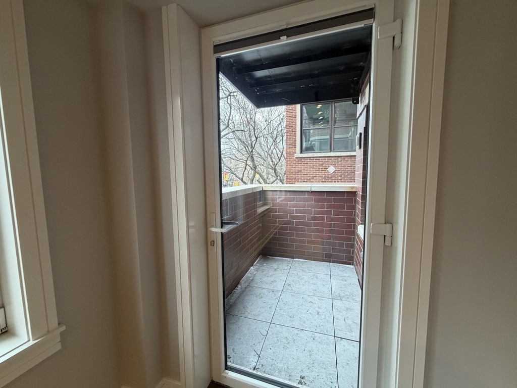 952 W Carmen Avenue - Photo 15