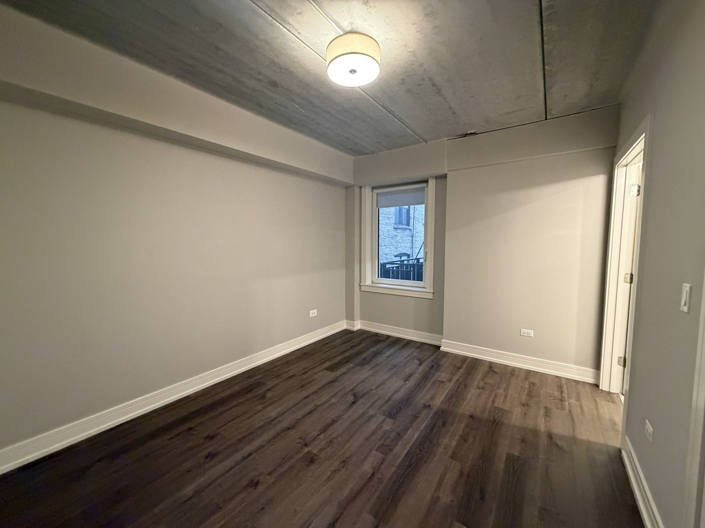 952 W Carmen Avenue - Photo 11
